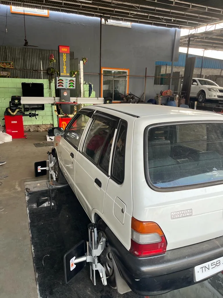 Bridgestone Tyres - Kovilpalayam |Foam Wash| Alignment | Balancing | Tyres — tire shop (photo 10)
